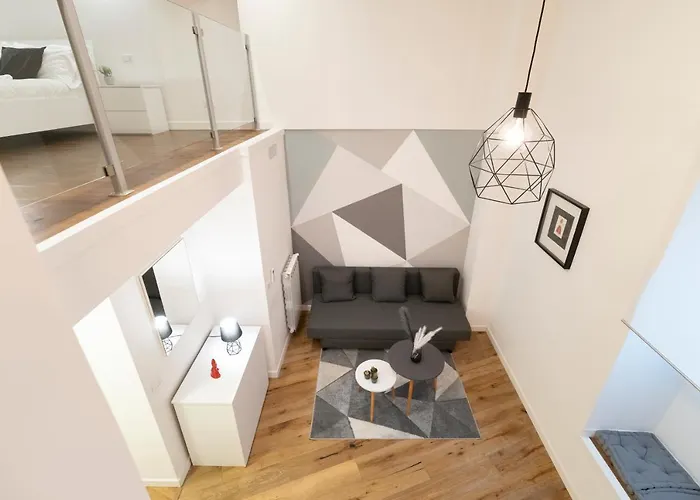 לינה וארוחת בוקר Ramo D'oro 4*